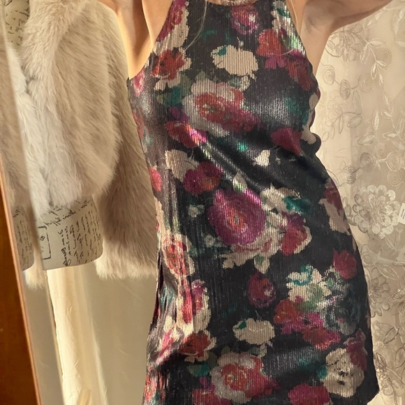 Floral sequin mini dress.  - Picture 9 of 9